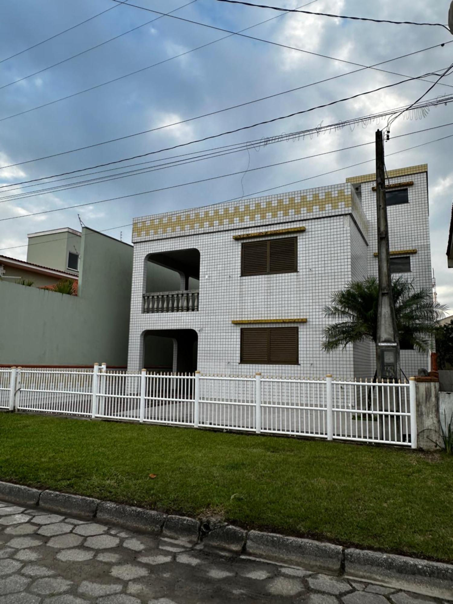 Casa de praia com boa ventilação garagem coberta para 3 carros 50m da praia Vila Boa Fe Exterior foto